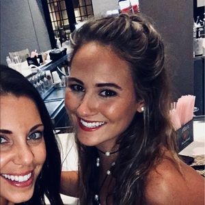 Meet your Posher, Camille